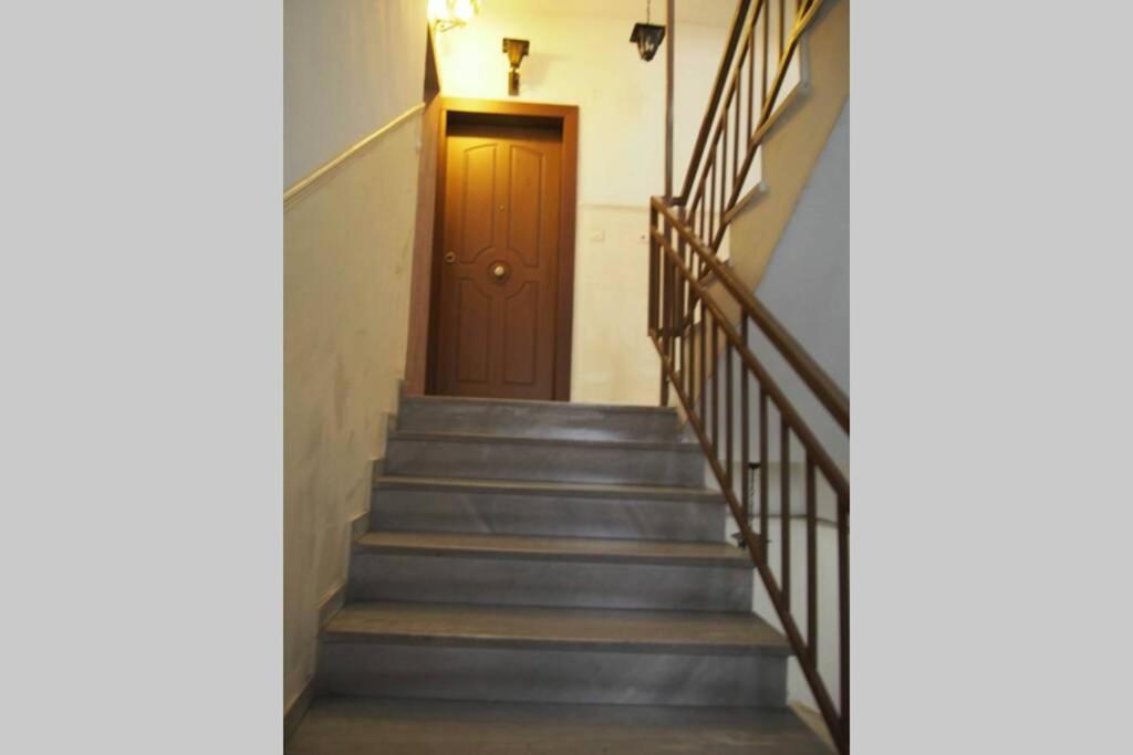 Retro Boutique Apt W Balcony In Historical Area Apartment Солун Екстериор снимка