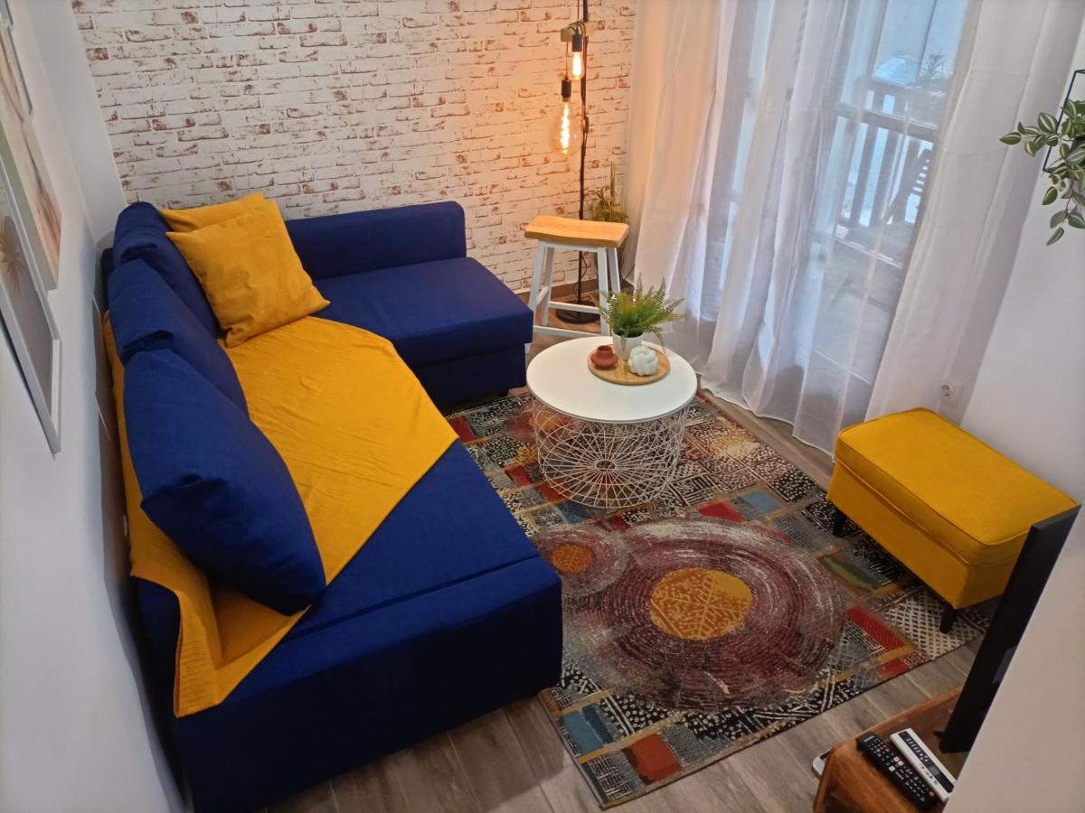 Retro Boutique Apt W Balcony In Historical Area Apartment Солун Екстериор снимка
