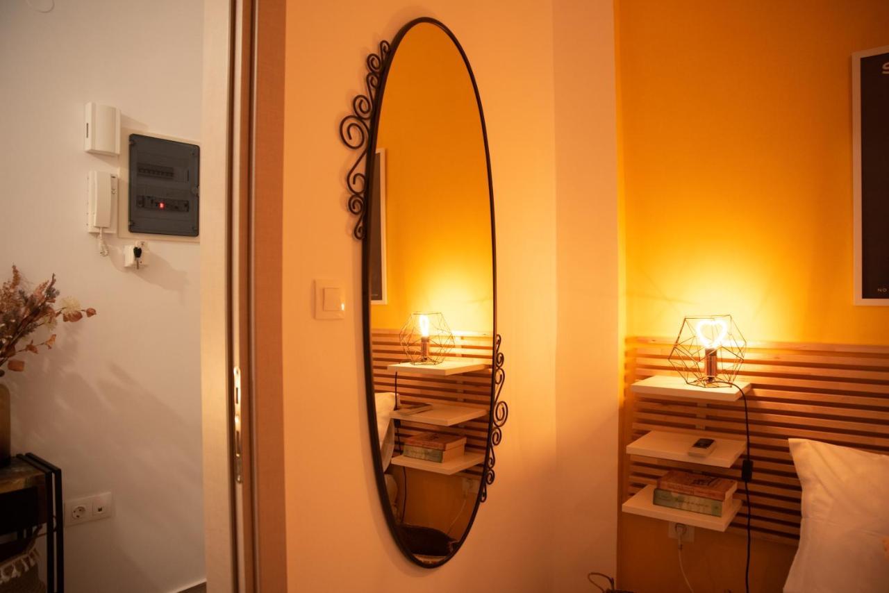 Retro Boutique Apt W Balcony In Historical Area Apartment Солун Екстериор снимка